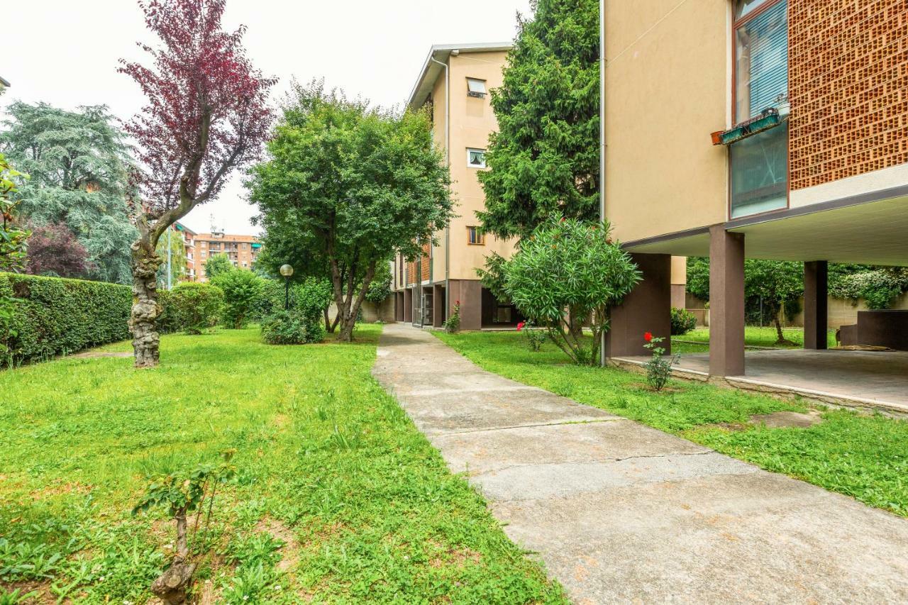 Bright Flat With Shared Garden Apartment Milan Luaran gambar